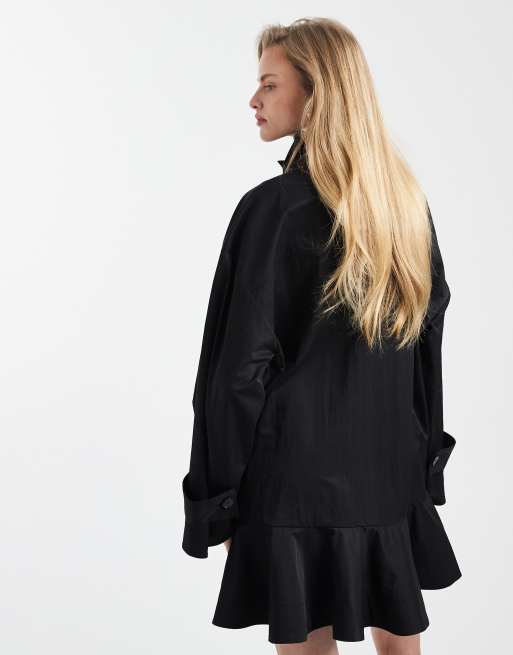 Vestido corto negro con detalle estilo gabardina de ASOS DESIGN, 2 de 4