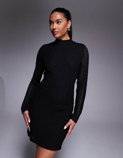 Vestido corto negro con diseño floral de malla Vezza de Bardot, 4 de 4