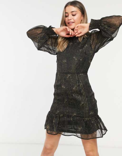 Vestido corto negro con estampado floral metalizado de New Look
