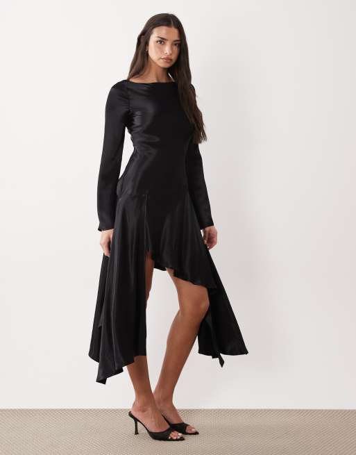 Vestido corto negro con mangas murciélago y cuello recto de ASOS DESIGN, 2 de 4