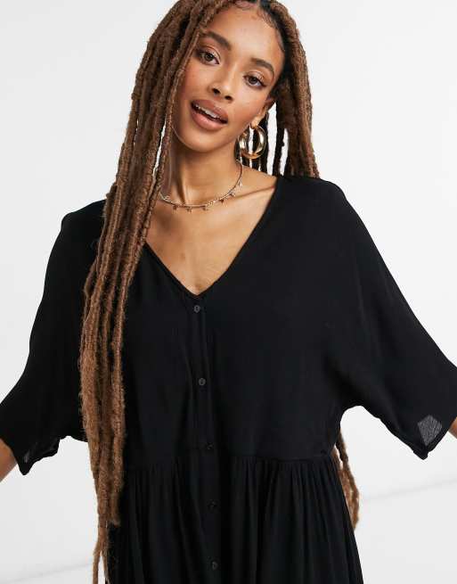 Vestido corto negro de corte trapecio con cuello de pico de In The Style x Jac Jossa, 3 de 4