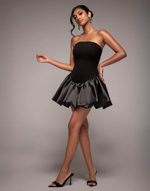 Vestido corto negro de estilo babydoll con cuerpo de tubo estilo corsé de Goddiva