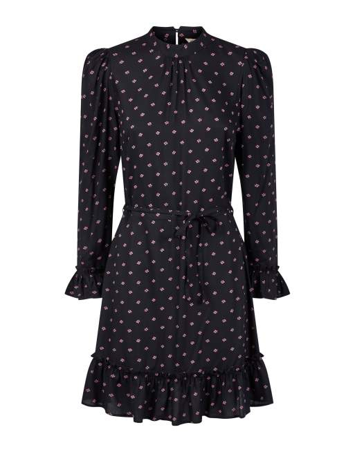 Vestido corto negro de manga larga con estampado de florecitas de Miss Selfridge, 4 de 4