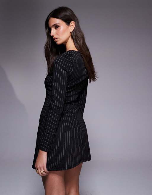 Vestido corto negro de manga larga con raya diplomática de New Look, 3 de 4