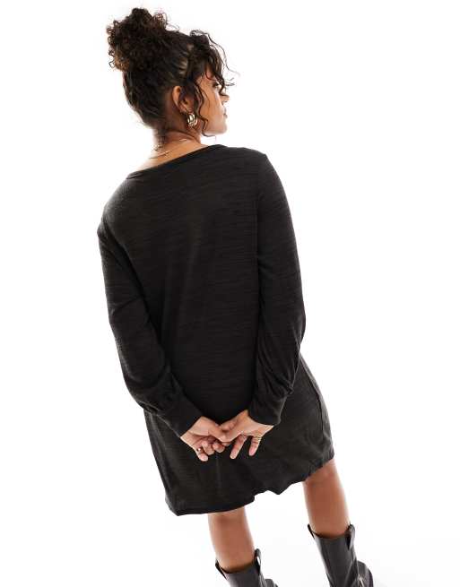 Vestido corto negro de manga larga de punto de Vero Moda Curve, 3 de 4