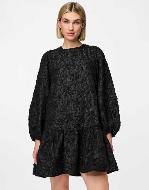 Vestido corto negro de Pieces