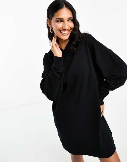 Vestido corto negro estilo sudadera de manga larga con cuello de pico de ASOS DESIGN
