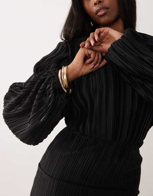 Vestido corto negro plisado con mangas blusón y cintura marcada de ASOS DESIGN, 4 de 4