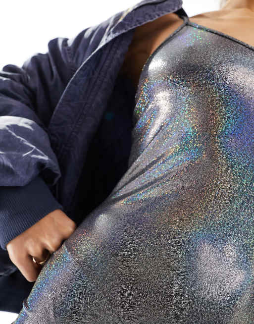 Vestido corto plateado holográfico de tirantes de Noisy May, 2 de 4