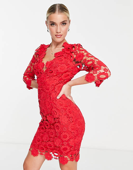 Vestido corto rojo ajustado de encaje de Love Triangle | ASOS