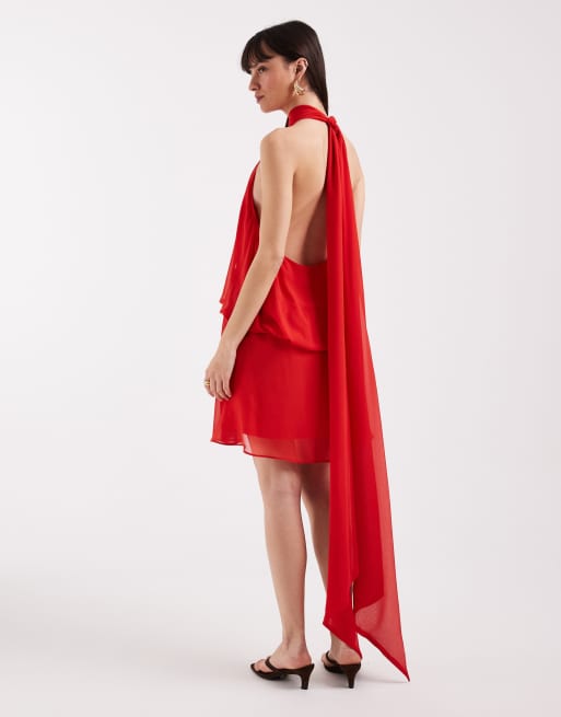 Vestido corto rojo con cuello halter de ASOS DESIGN, 2 de 4