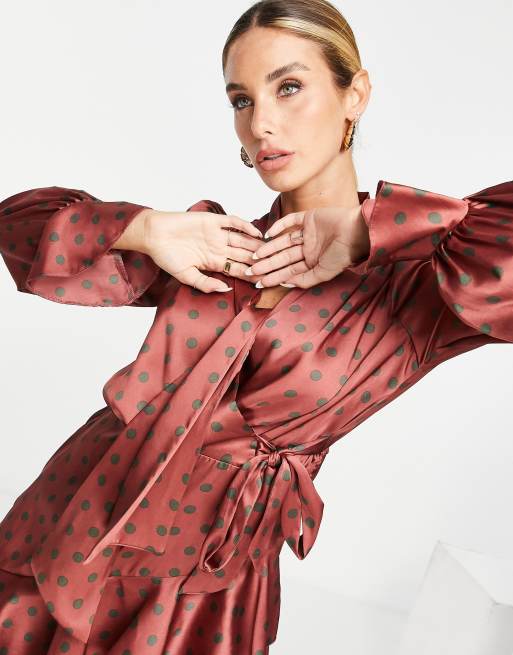 Vestido corto rojo con estampado de lunares y lazo de River Island, 4 de 4