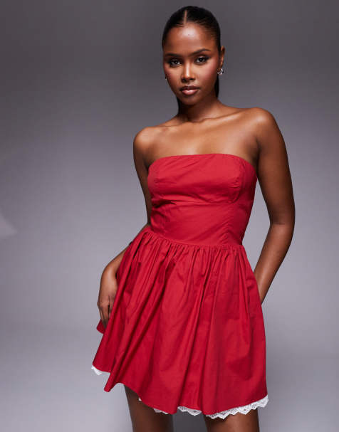 Vestido corto rojo de corte skater de popelina con escote palabra de honor y bajo blanco en contraste de encaje exclusivo de Kaiia - view 1
