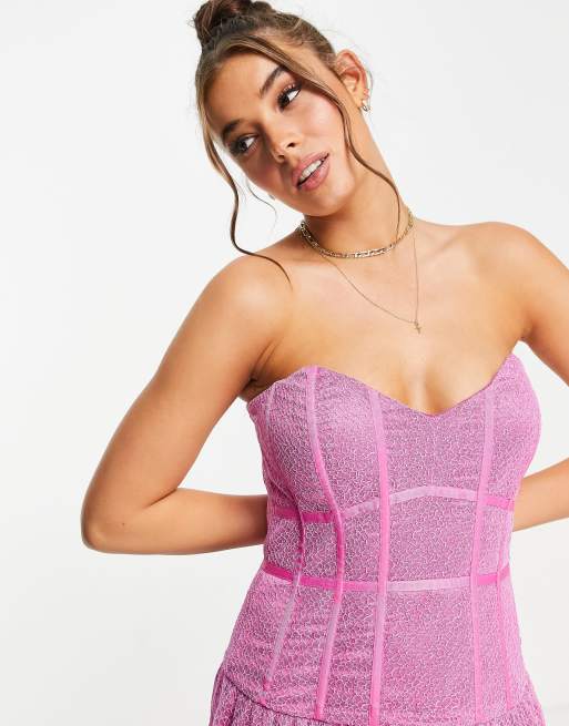 Vestido corto rosa con escote corazón y corsé con ballenas de encaje de Bardot, 2 de 4