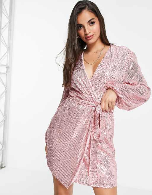 Vestido corto rosa polvoriento cruzado de lentejuelas de Style Cheat