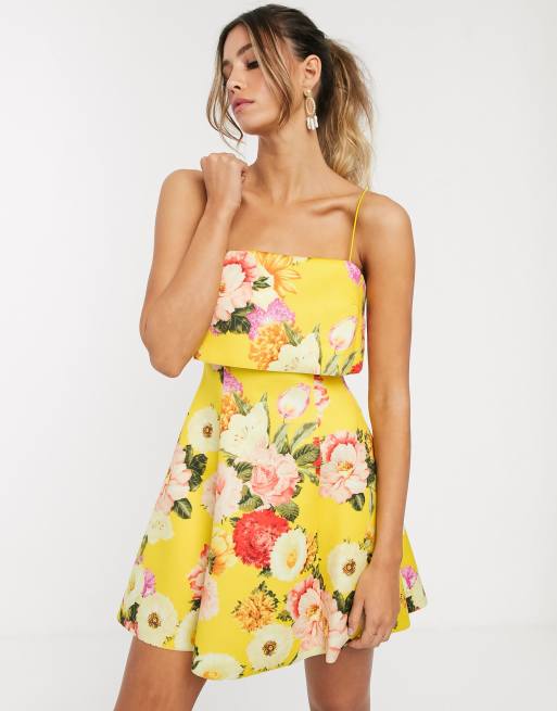 Vestido corto skater de neopreno con top corto y estampado de florecitas amarillo de ASOS DESIGN