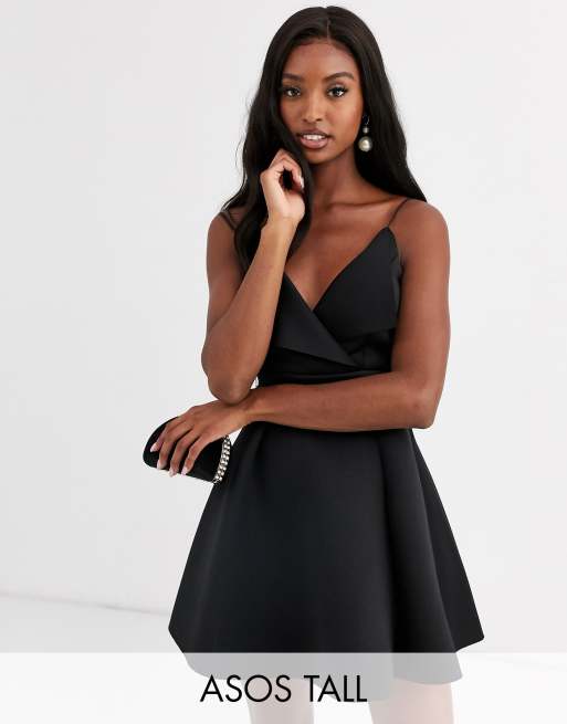 Vestido corto skater de neopreno con vuelta en la parte delantera de ASOS DESIGN Tall