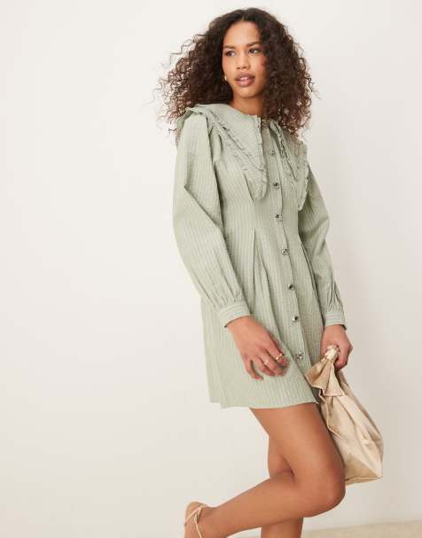 Vestido corto verde caqui tenue con solapas extragrandes de Ghospell - view 1