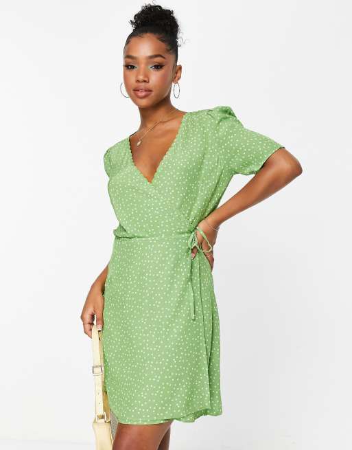 Vestido corto verde cruzado con estampado de lunares de & Other Stories, 3 de 4