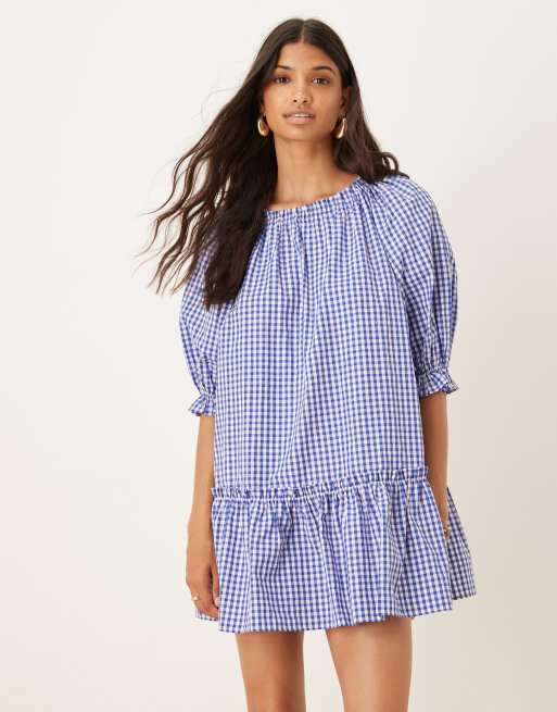 Vestido de corte amplio a cuadros vichy azules con bajo de sobrefalda de ASOS DESIGN, 4 de 4