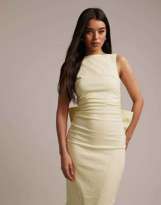 Vestido de dama de honor largo amarillo con lazo desmontable en la espalda de bengalina de TFNC, 2 de 5