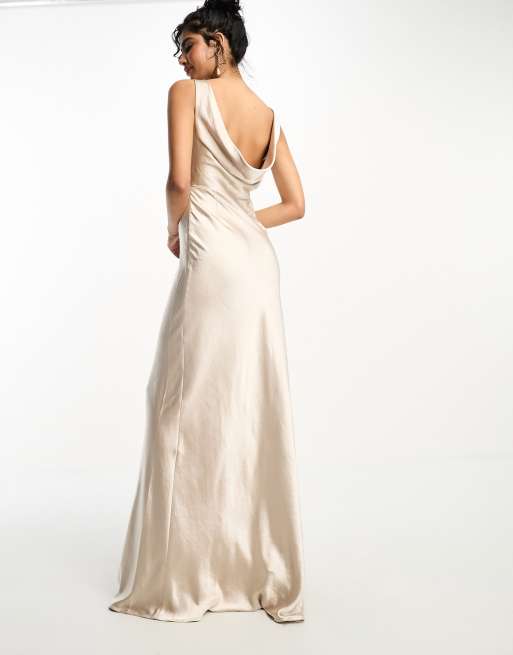 Vestido de dama de honor largo color ostra con espalda desbocada de satén de Six Stories 