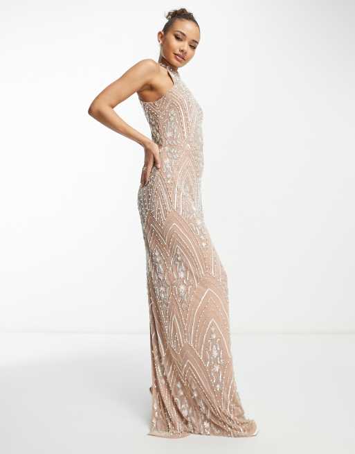 Vestido de dama de honor largo color topo con diseño integral adornado de Beauut 