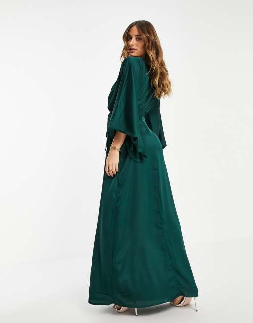 Vestido de dama de honor largo color verde esmeralda cruzado con