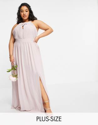 Vestido de dama de honor largo color visón plisado de TFNC Plus 