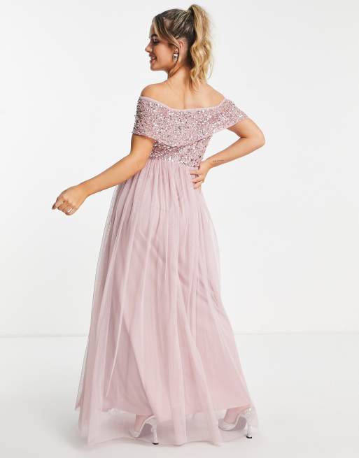 Vestido de dama de honor largo rosa escarcha con escote Bardot y abalorios de Beauut Maternity, 2 de 4