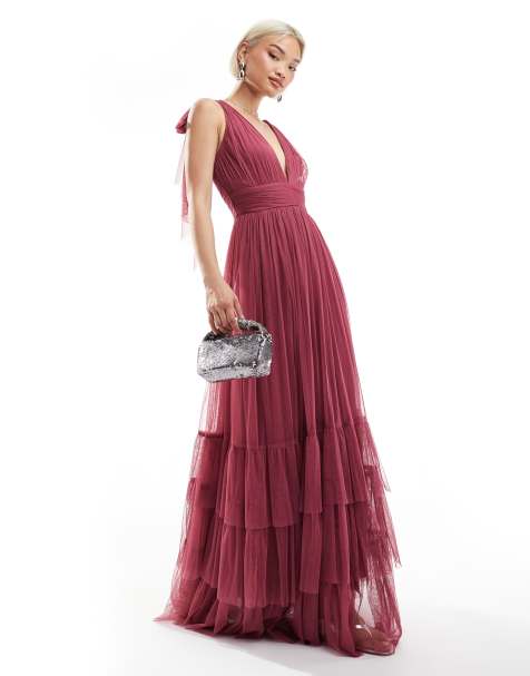 Vestido de dama de honor largo rosa orquídea escalonado con lazos en los hombros Madison de Lace & Beads - view 1