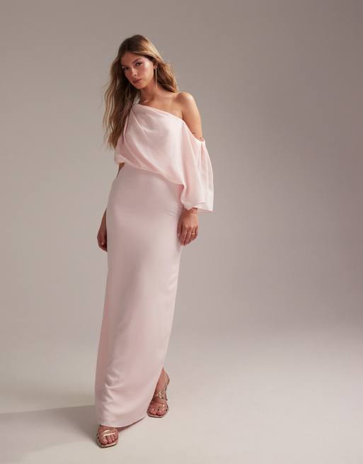 Vestido de dama de honor largo rosa pastel con diseño asimétrico drapeado de crepé de ASOS DESIGN, 4 de 5