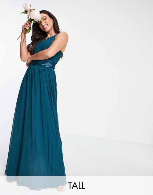 Vestido de dama de honor largo verde de Little Mistress Tall
