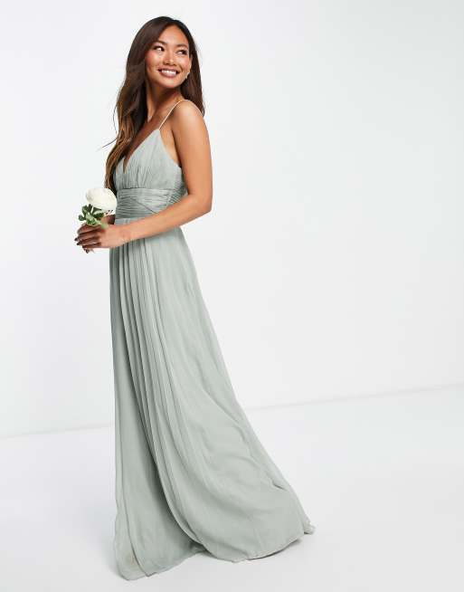 Vestido de dama de honor largo verde oliva de tirantes con cintura fruncida de ASOS DESIGN