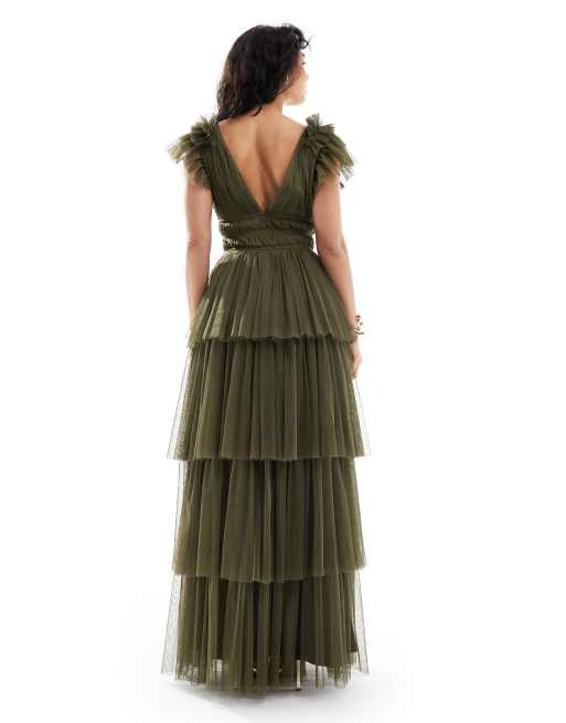 Vestido de dama de honor largo verde oliva intenso escalonado con volantes de tul de Lace & Beads, 4 de 4