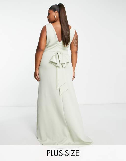 Vestido de dama de honor largo verde salvia con lazo en la espalda de TFNC Plus