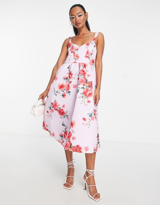 Vestido de graduaci n midi lila con estampado floral y cuerpo tipo