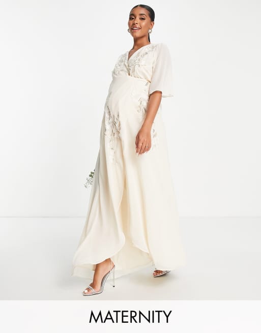 Vestido de novia color marfil Leila de Hope & Ivy Maternity 