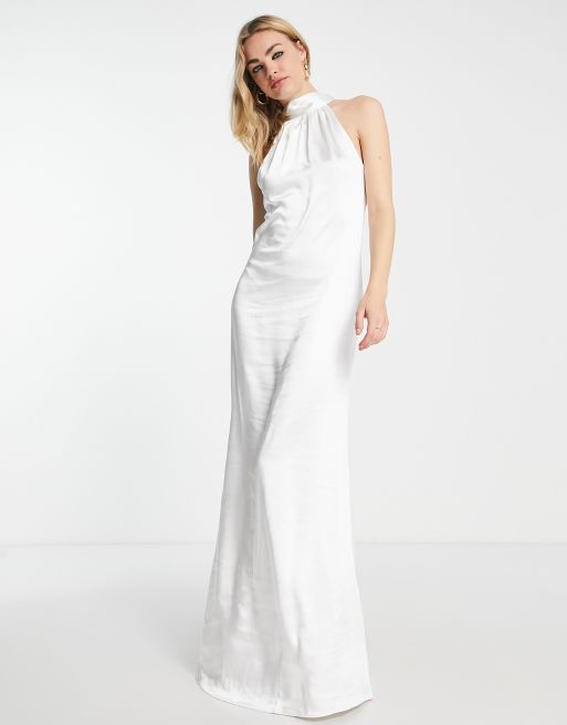 Vestido de novia largo color marfil con cuello alto de satén de Pretty Lavish
