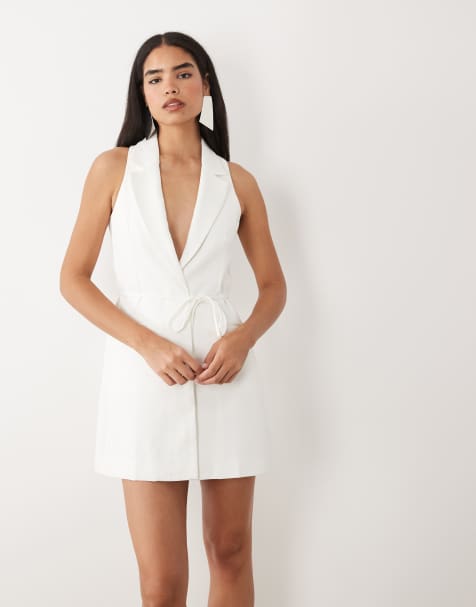 Vestido de sastre corto blanco sin mangas con detalle de lazada en la cintura exclusivo de Kaiia - view 1