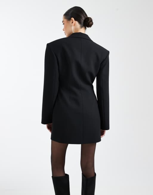 Vestido de sastre negro escotado con cintura entallada de ASOS DESIGN, 4 de 4