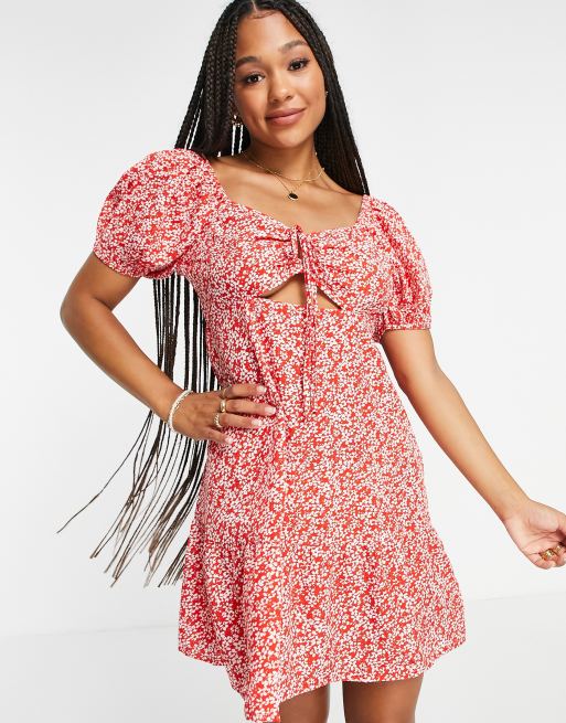 Vestido de tarde corto rojo de estilo retro con estampado de florecitas de Wednesday's Girl