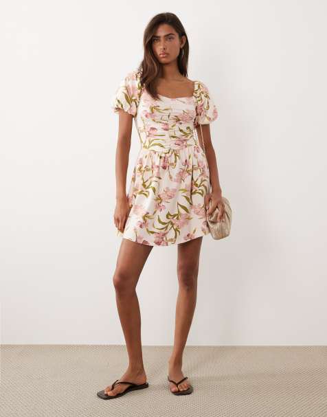 Vestido de tarde corto rosa con estampado floral y parte delantera fruncida de ASOS DESIGN - view 1