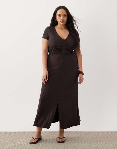 Vestido de tarde marrón chocolate con cintura fruncida y botones en la parte delantera de ASOS DESIGN Curve - view 1