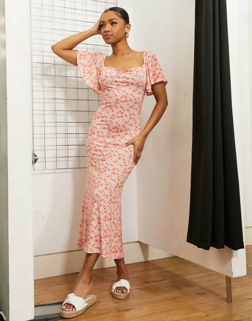 Vestido de tarde midi con mangas acampanadas y estampado de flores y lunares de ASOS DESIGN 