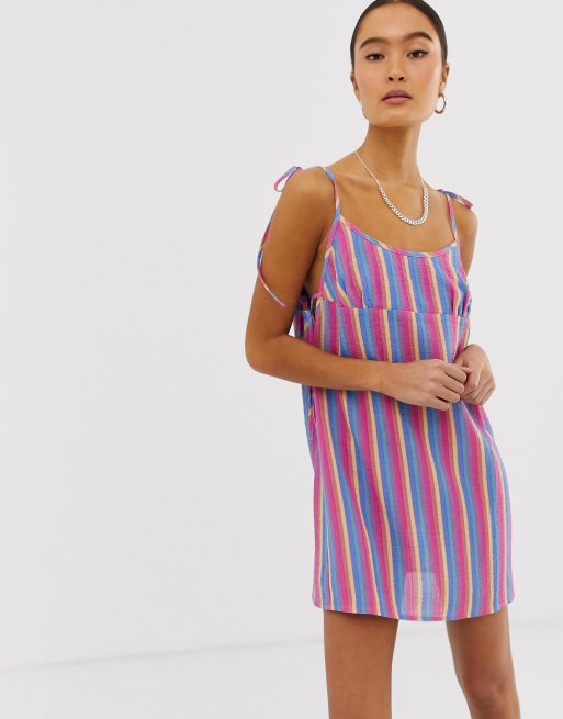 Vestido de tirantes finos con diseño a rayas en contraste de Emory Park