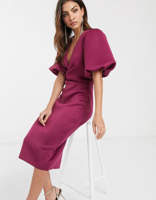 Vestido de tubo midi color frambuesa con manga abullonada y detalle retorcido de ASOS DESIGN