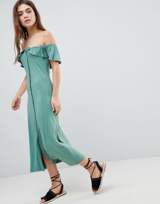 Vestido de verano a media pierna con hombros descubiertos y botones de ASOS