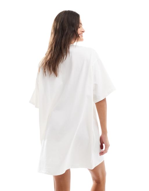 Vestido estilo camiseta con estampado de texto "Austin" de ASOS DESIGN, 2 de 4