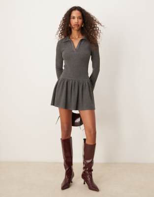 Vestido gris estilo polo con cintura baja de tejido muy suave de ASOS DESIGN - view 1